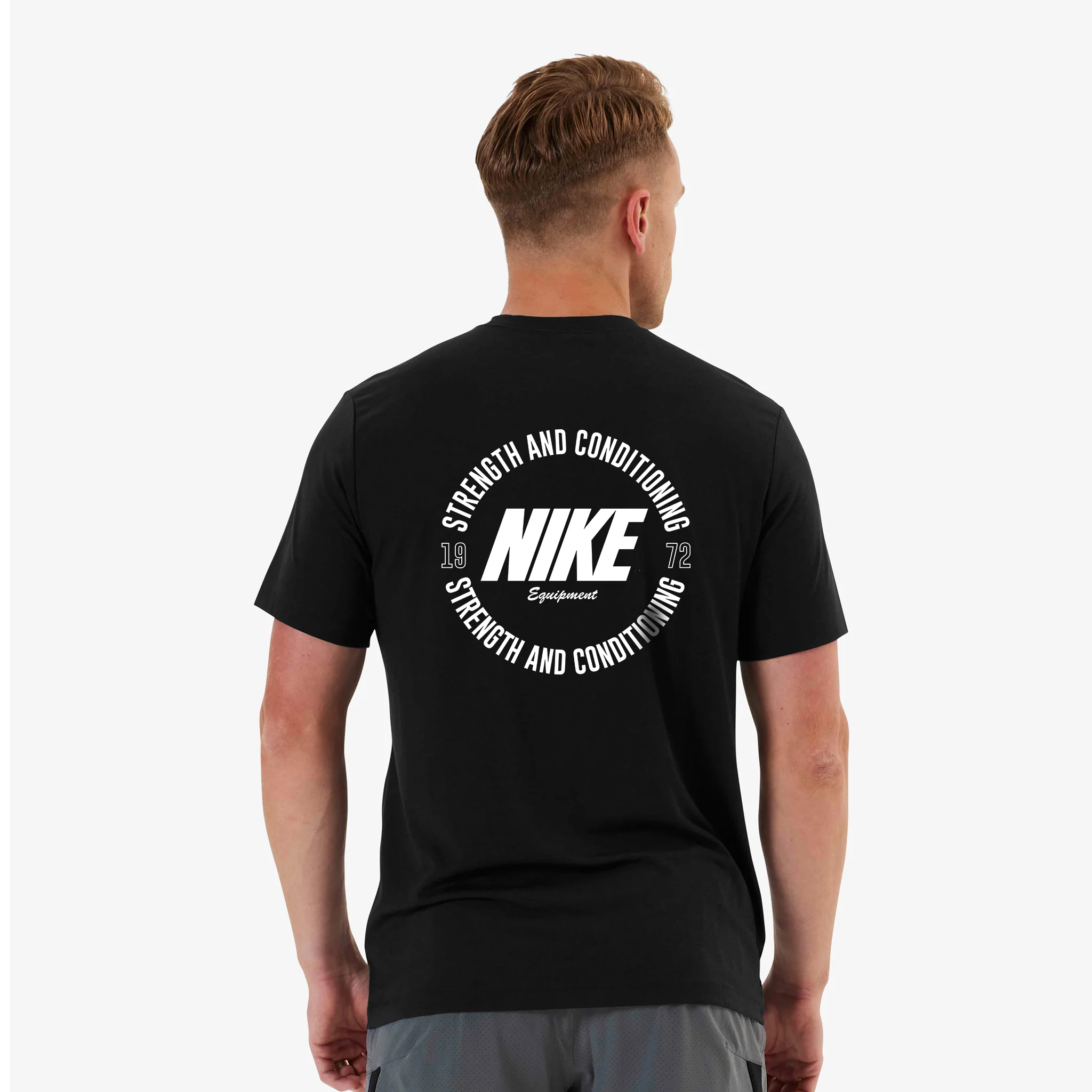 Nike S&C Men's Tee - Image 7