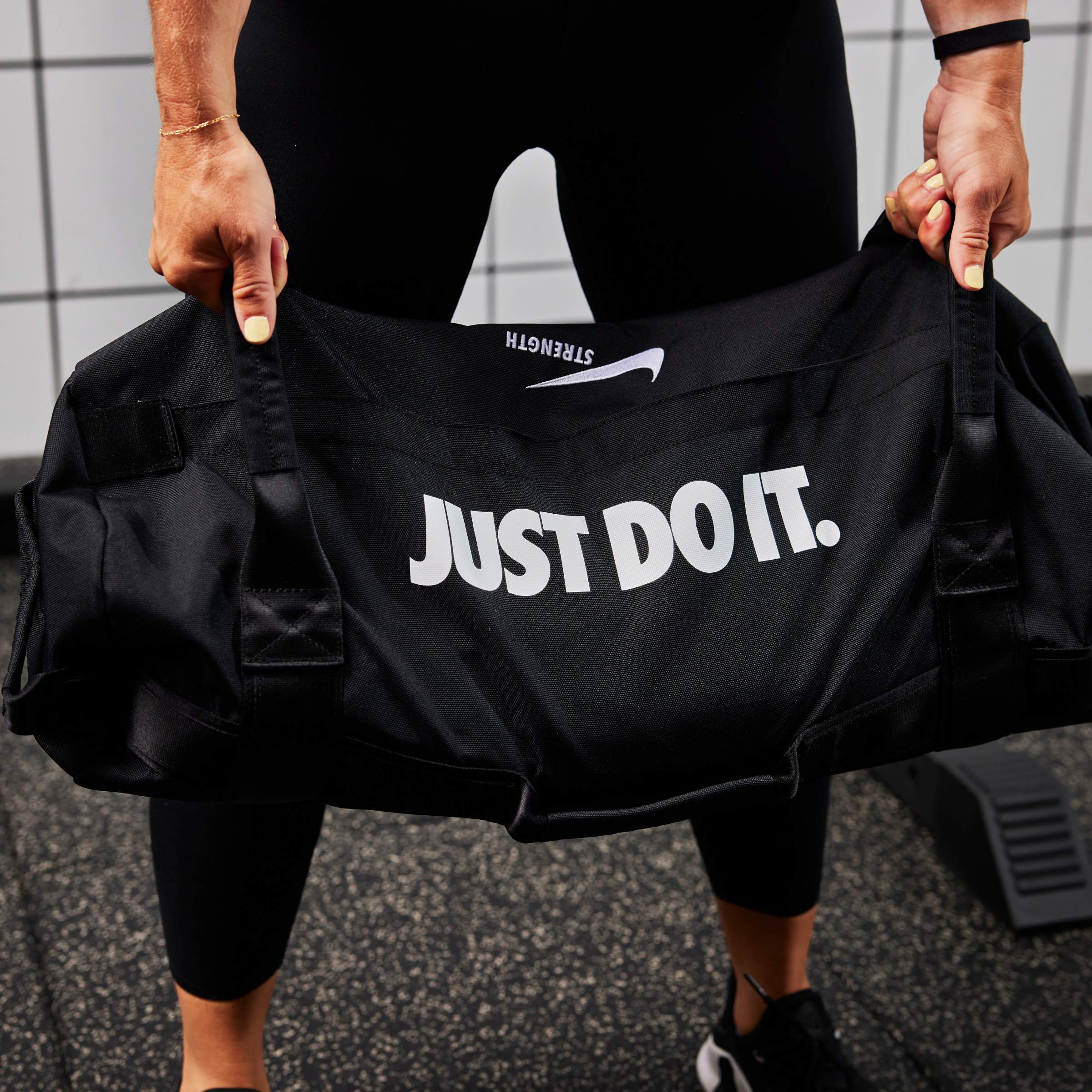 Nike Sandbag - Image 3