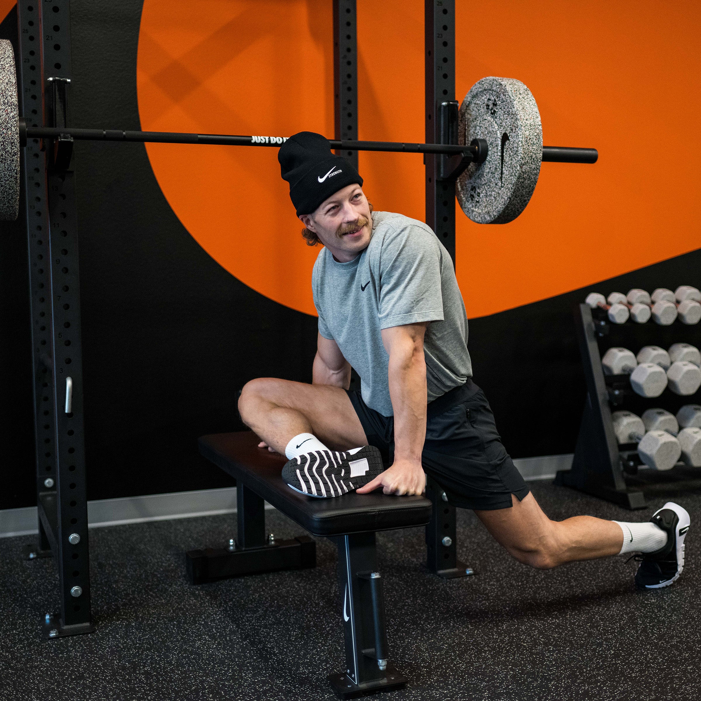 Nike Strength Beanie - Image 3