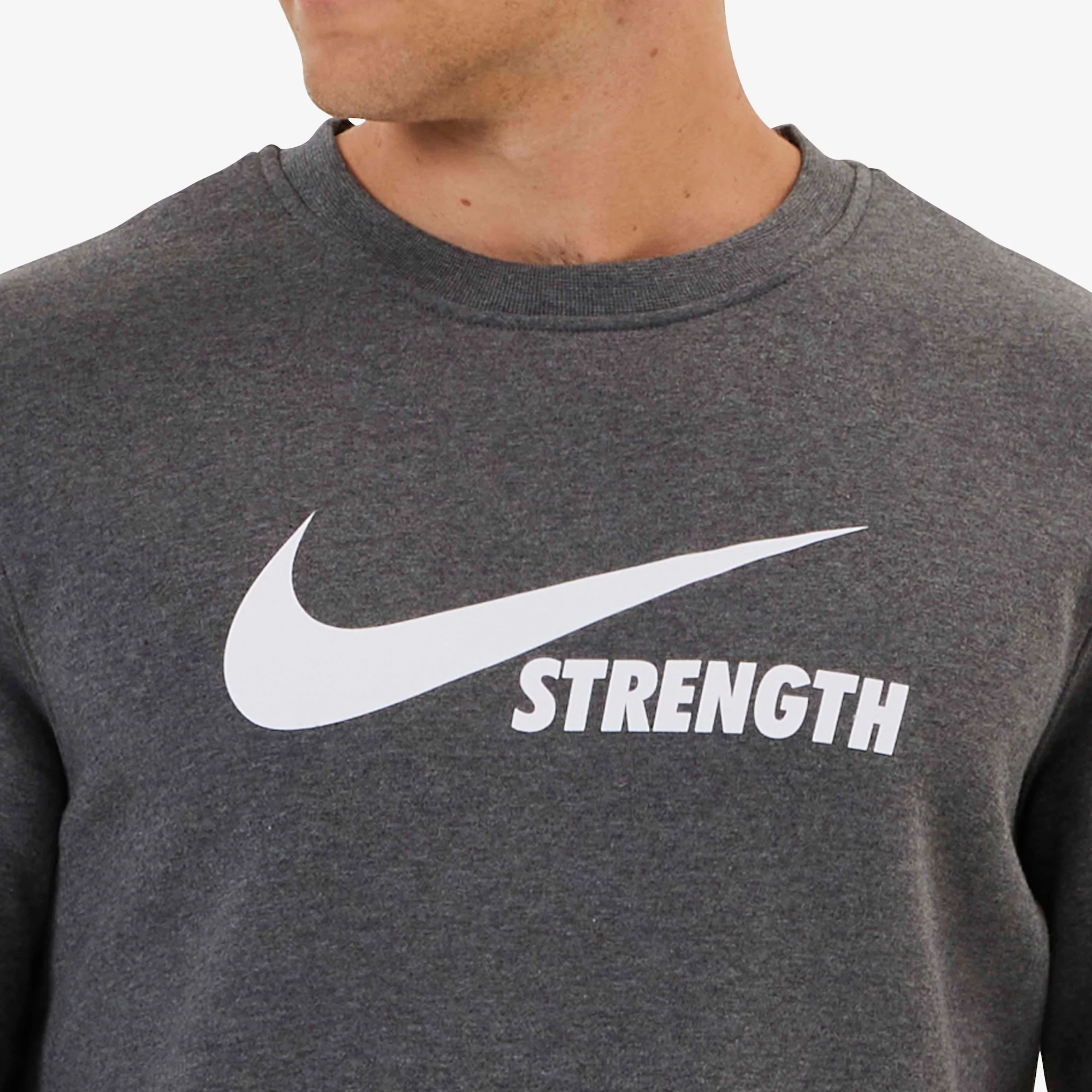 Nike Strength Unisex Crew - Image 15