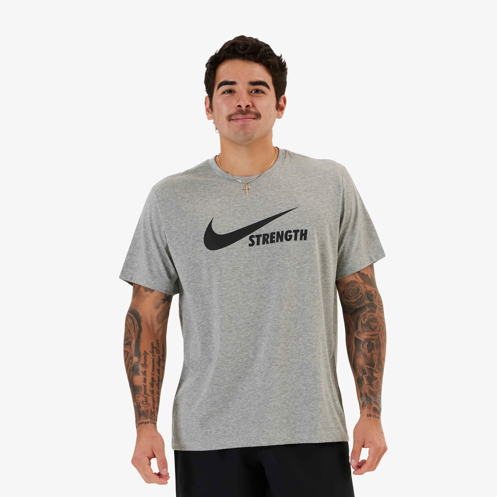 Nike Strength Men's Tee - Image 19