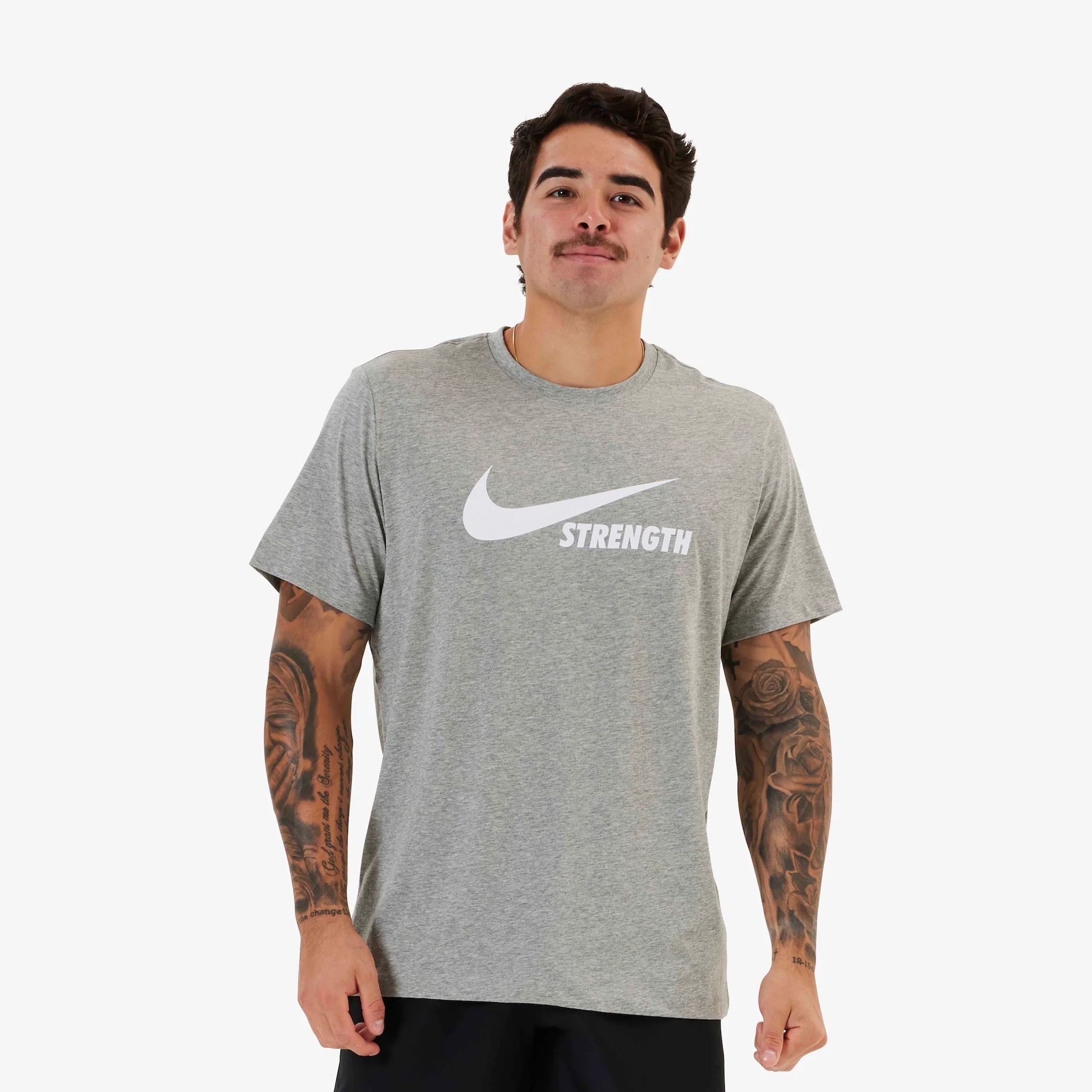 Nike Strength Men's Tee - Image 25
