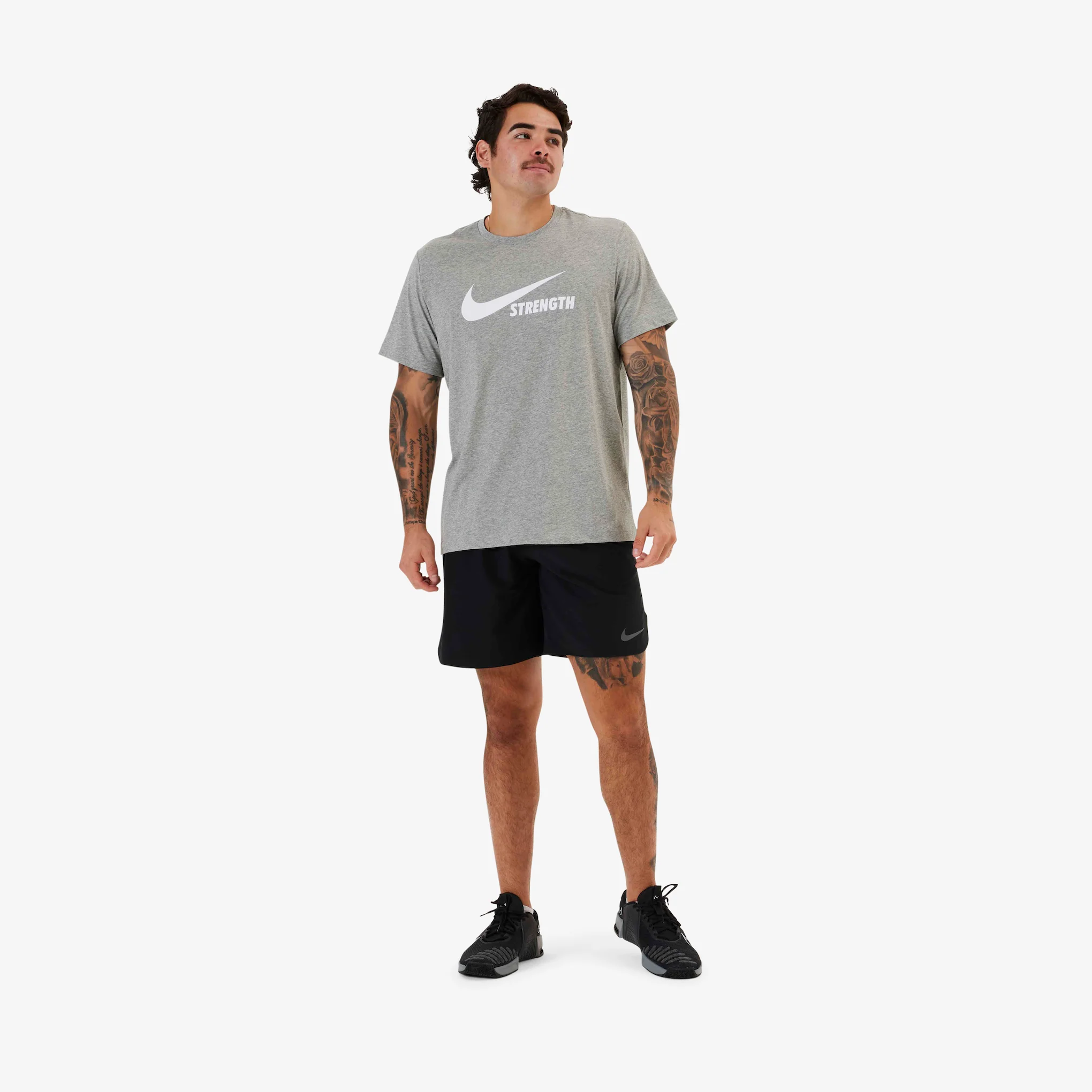 Nike Strength Men's Tee - Image 28