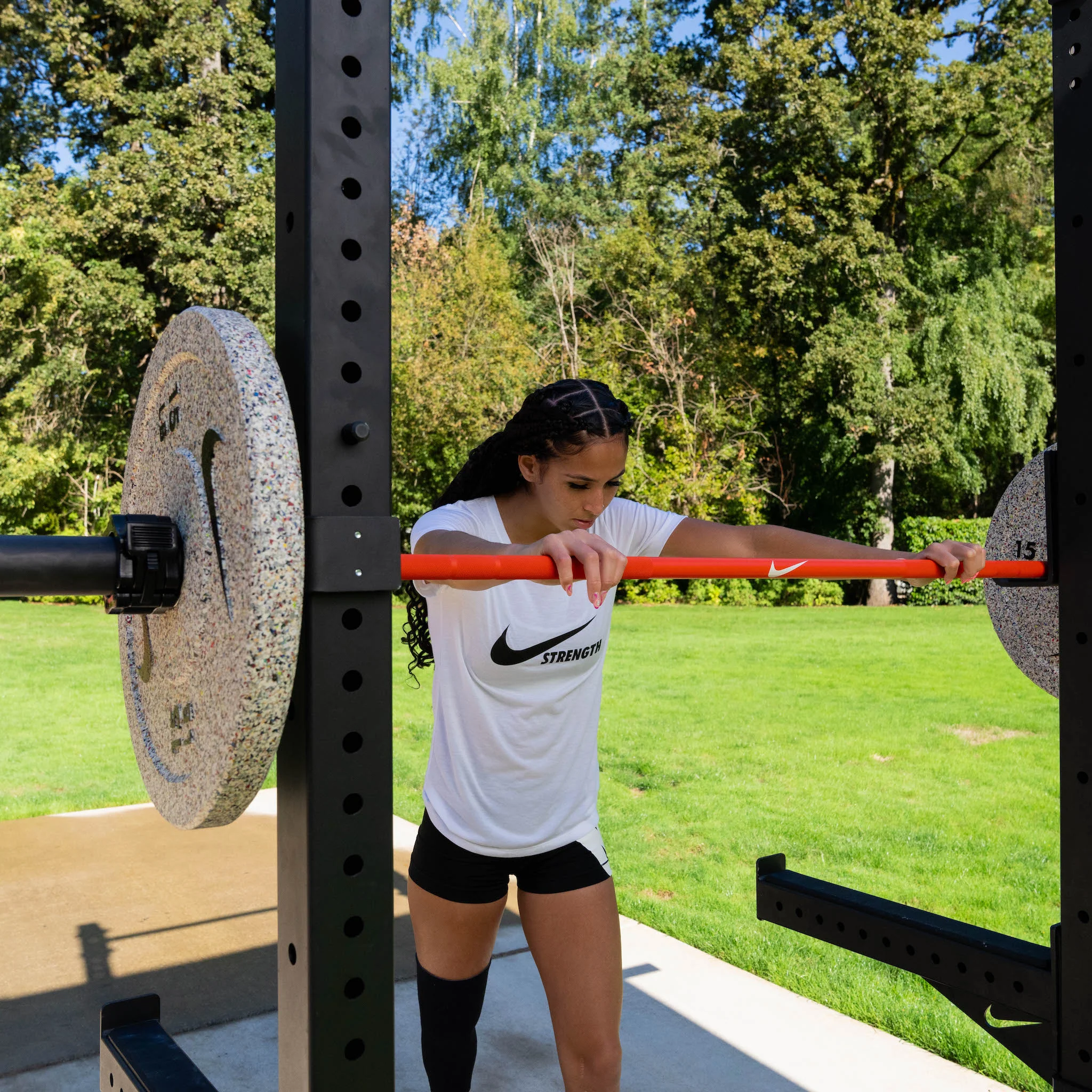 Nike Strength Women's Tee - Image 9